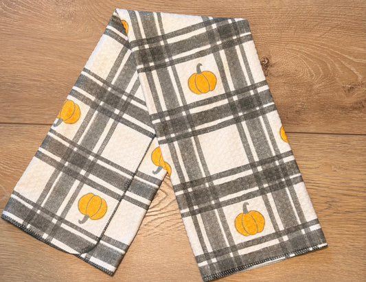 *PREORDER Pumpkin Checkered Hand Towel