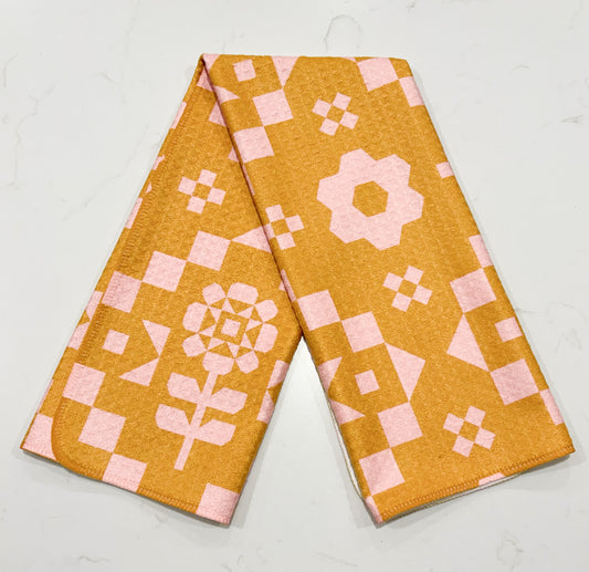 Pot 'o Gold Hand Towel